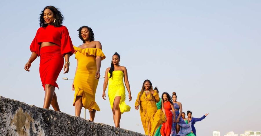 Cartagena Travel Memories: A cover magazine Photo Shoot - Who this session is best for (solo, couples, families)