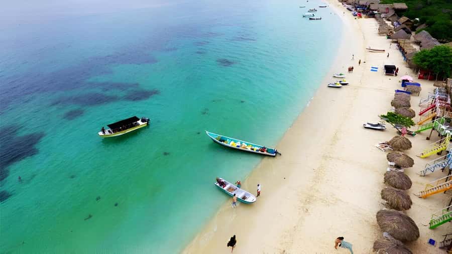 Cartagena: Visit 4 islands in a speedboat + plankton! - Optional Snorkeling and Aquarium: Choose Your Level of Effort