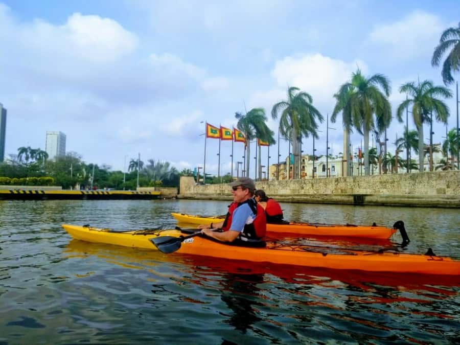 Cartagena: Walled City Kayak Tour - The 3 km Paddle: Walls, Bridges, and a Different Cartagena