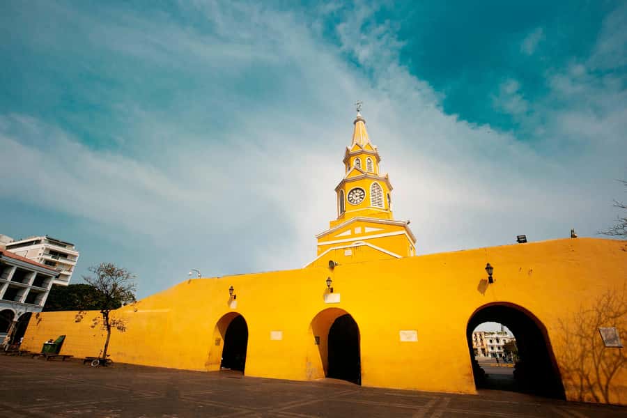 Cartagena: Walled City Walking Tour - Plaza of the Inquisition, Plaza Santo Domingo, and the Alley of the Stirrups