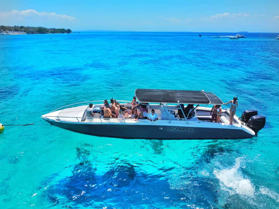 Cholon Forever Boat Party - Isla Cholé(n) timing: when the DJ day really kicks in