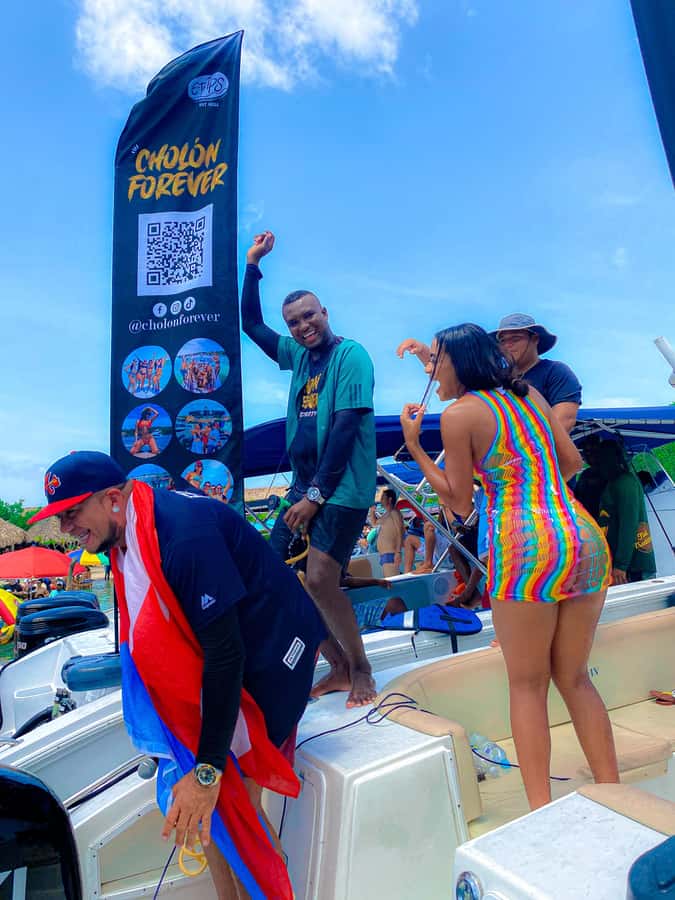 Cholon Forever Boat Party - The boat setup: why the small group size matters