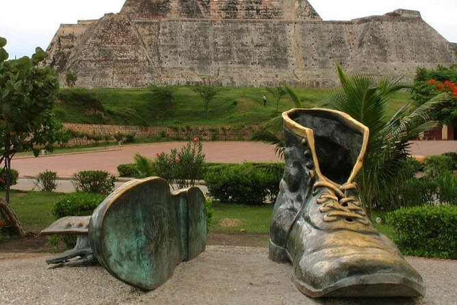 City Tour Cartagena + Entrance San Felipe Castle - Two departure windows: morning calm vs. afternoon energy