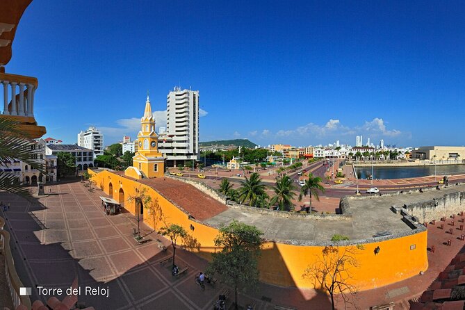 City Tour in Cartagena with visit to San Felipe Castle - Cartagena Bay Panoramas and Manga’s Republican Architecture