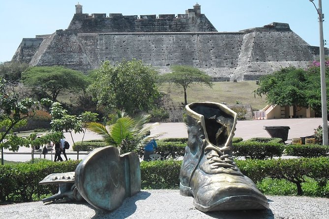 City tours in a cultural 'chiva' in Cartagena - The value of a Cartagena chiva tour (and why it works)