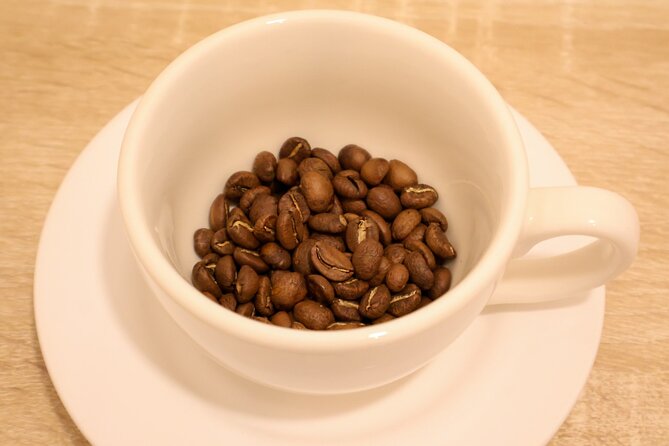 Coffee Class & Tour: prepare, test and know my culture. - Cafe stop details that can make the route feel more local