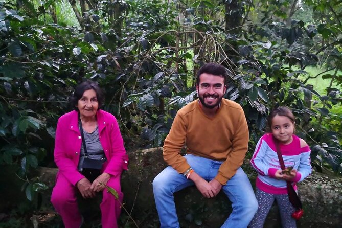 Coffee Tour from Coffee Growers to Your Cup - Pulping and Washing: Where Coffee Processing Gets Real