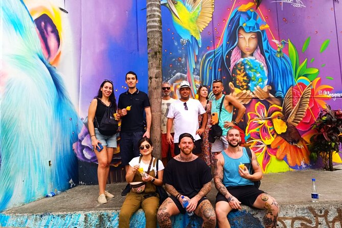 Commune 13 graffiti tour food Panoramic street and cable car - Meeting at El Poblado, Then Using Public Transport Like a Local