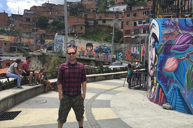 Complete Pack: Pablo Escobar Tour and Comuna 13 - Key things to know before you go