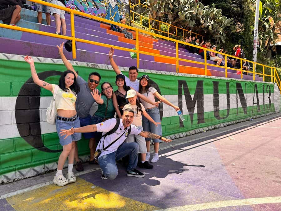 Complete Tour in Comuna 13: Graffiti, History and Street Delights - Key highlights that make this Comuna 13 tour worth your time