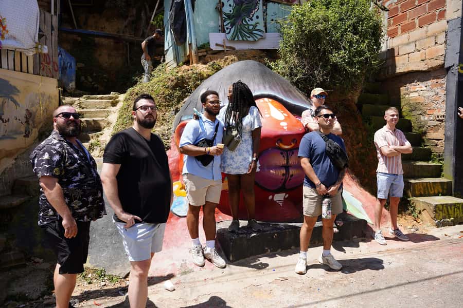 Complete Tour in Comuna 13: Graffiti, History and Street Delights - The handmade ice cream stop is not an afterthought