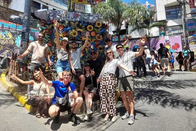 Comuna 13: Graffiti tour & Street Food/drink with telesferic - Key points before you go