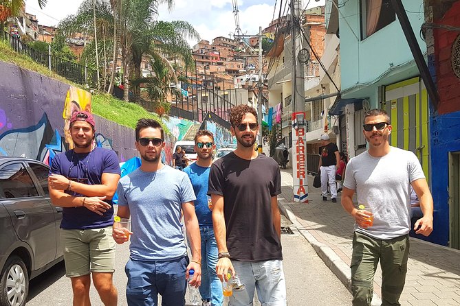 Comuna 13 Graffiti Tour with Street Food - Street food pacing: how the 3-hour experience usually feels