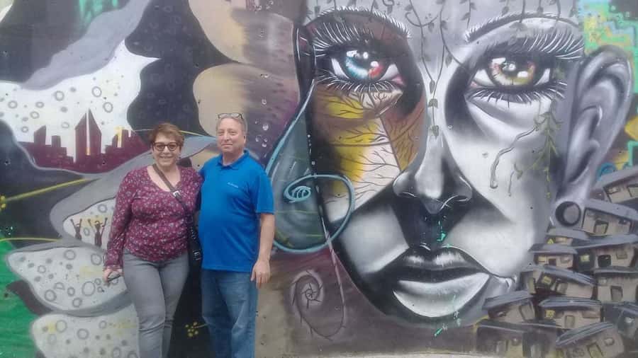 Comuna 13 Neighborhood & Street Art Private Tour - El Poblado Pickup: Private Convenience and a Clear 4-Hour Rhythm
