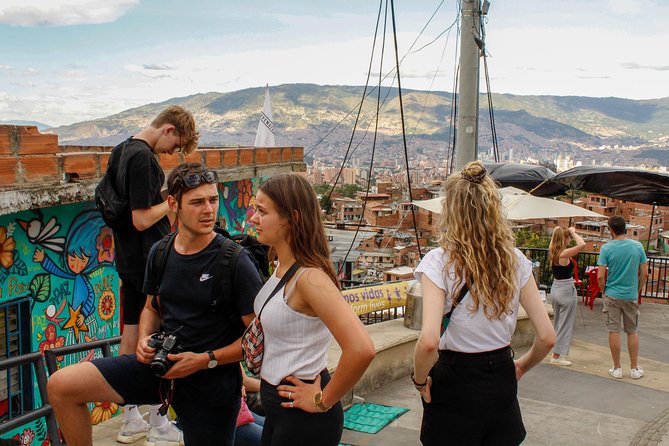 comuna 13 tour - San Javier on foot: transformation from violent times to a destination