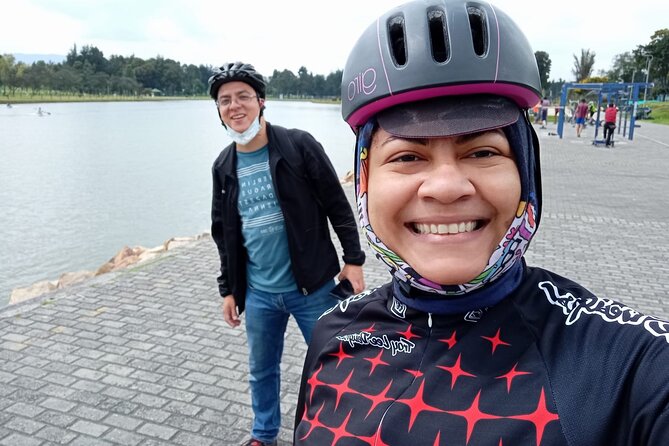 Cycling tour in Simon Bolivar Park and Virgilio Barco Library - Quick practical tips for making the ride feel easy