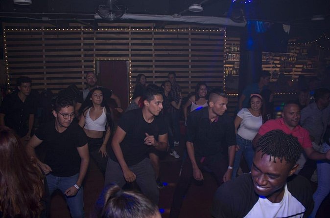 DANCE TOUR THURSDAY (Class + Night out Bogota) - Should you book this Bogotá dance tour Thursday night out?