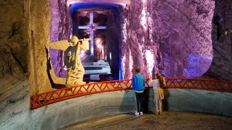 Discover Bogota-city tour and the Salt Cathedral in one day - The Zipaquirá jump: what you gain by pairing city and salt mine