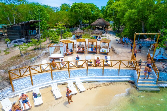Discover Isla del Rosario Live The Enchanted Beach Experience - Meeting the Team: When the Host Guides the Pace