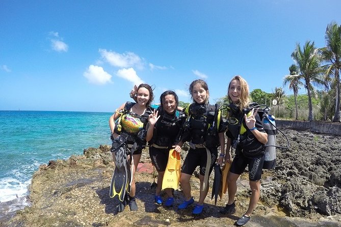 Discovering Diving / Discover Scuba Diving (DSD) - Pool practice: where first-timers actually gain confidence