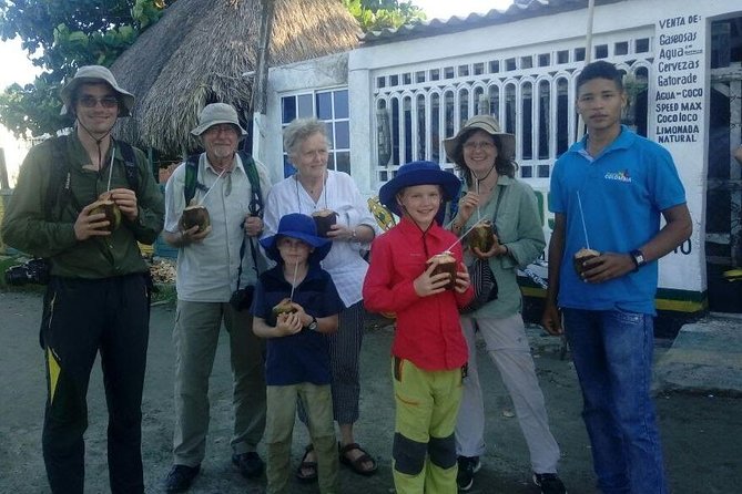 Ecoruta Volcán del Totumo and experience in the Mangroves - La Boquilla mangroves: a dynamic boat-and-activity stop with local flavor