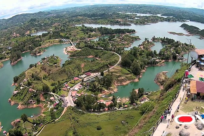 El Peñol and Guatape Private Tour from Medellin - Price and value: why $149.99 per person can make sense