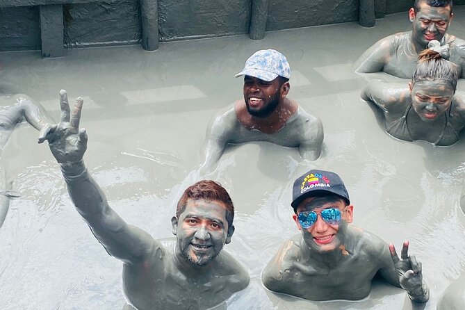 El Totumo mud volcano day tour and eco-friendly hotel - Arroyo de Piedra: forest nature, pools, and included lunch