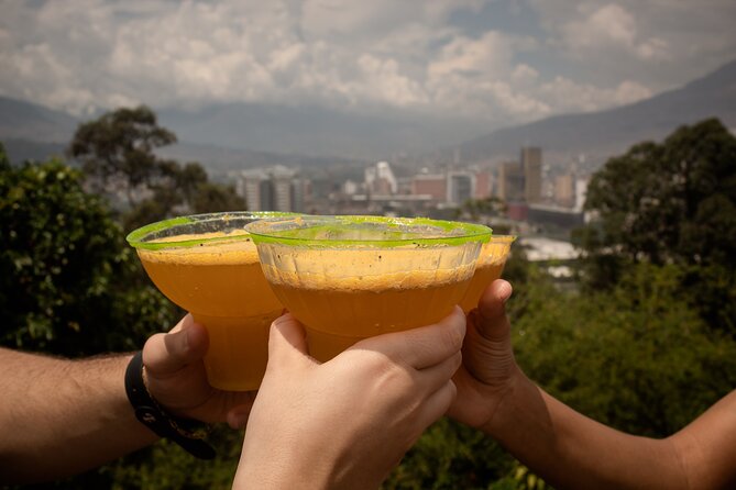 Electric Bike City Tour Medellin With Colombian Coffee and Snack - Centro Medellín parks: Parques del Río, Barefoot Park, and Parque de las Luces