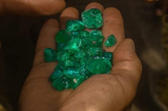 Emerald Lecture - Become an expert - Your Emerald Sample and the Hands-On Comparison Time