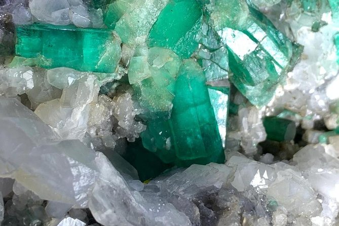 Emerald Lecture - Become an expert - Logistics That Can Make or Break a Port Visit