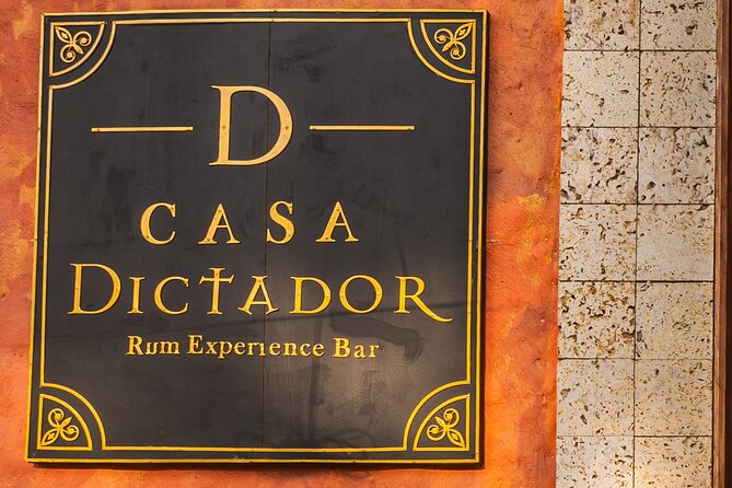 Exclusive Dictator Rum Tasting - The Storytelling Part: How the Host Makes Rum Click