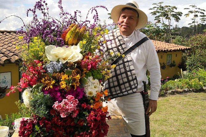 Exotic flowers farm and silleteros cultural tour - Private Tour Feel: What It Changes for Your Day