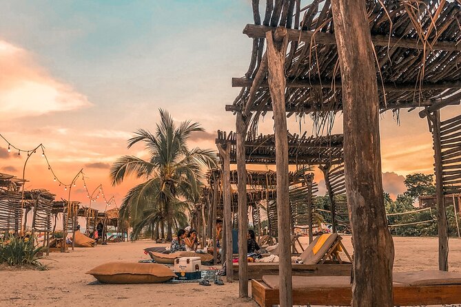 Experience Fenix Beach Cartagena - Basic Day Pass - Getting there: meeting at Muelle de la Bodeguita