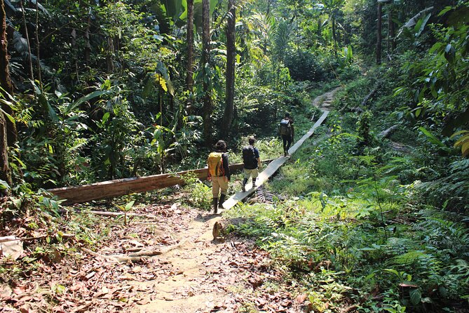 Extreme Calderon - Day 1: leaving Leticia for a long jungle walk and first camp night