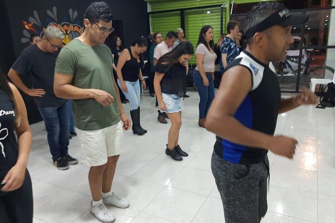 Face-to-face dance classes in Bogotá. La Candelaria - Key Points to Know Before You Book