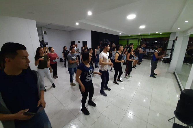 Face-to-face dance classes in Bogotá. La Candelaria - Why a Private Dance Lesson in La Candelaria Feels Worth It