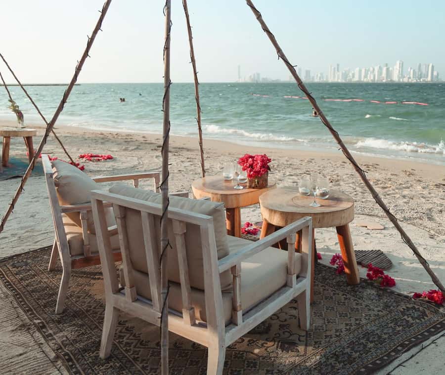 Fenix Beach Island Dinner - La Bodeguita Dock to Fenix Beach: The Short Ride That Sets the Mood