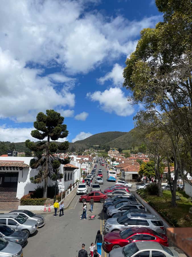 From Bogota: Guatavita Lagoon and Village Guided Tour - Stop in Guatavita village: cobblestones, crafts, and a real lunch-or-snack window