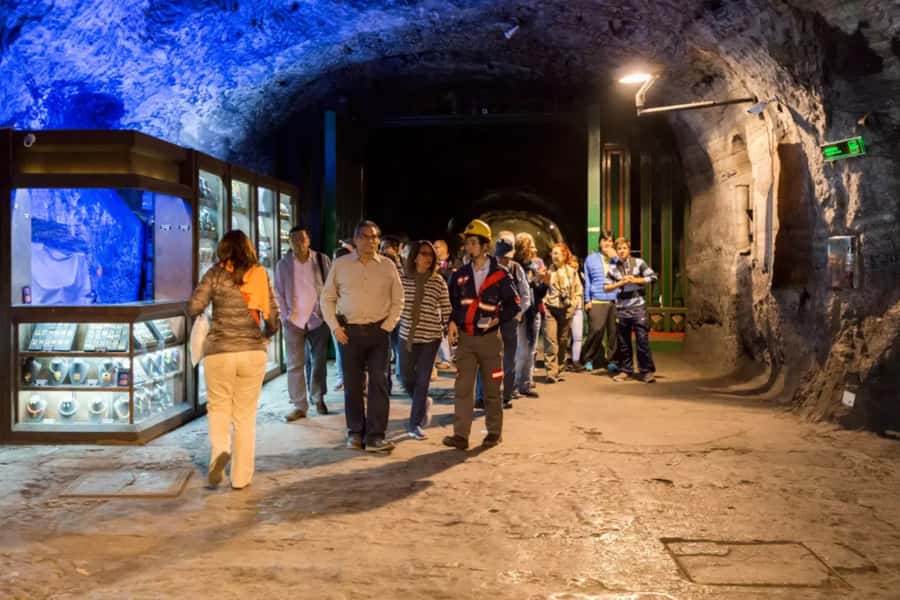 From bogota: Salt Cathedral tour a Cultural Heritage Tour - Getting there and back, the 1.5-hour drive plus easy pickup