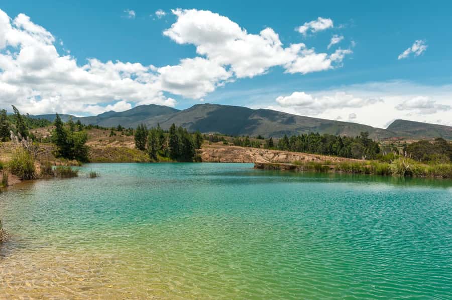 From Bogotá: Tour to Villa de Leyva, Ráquira, Casa Terracota, and Pozos Azules - A 10-hour Boyacá loop that actually feels like a trip