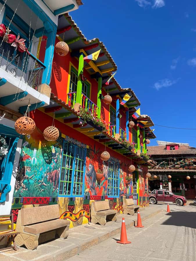 From Bogotá: Tour to Villa de Leyva, Ráquira, Casa Terracota, and Pozos Azules - Boyacá Bridge: the independence stop that sets the tone