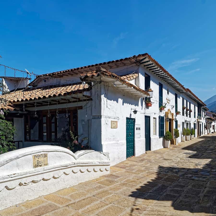 From Bogota: Villa de Leyva Day Magic Town Tour - Represa del Sisga, a Short Pause With a Bigger Meaning