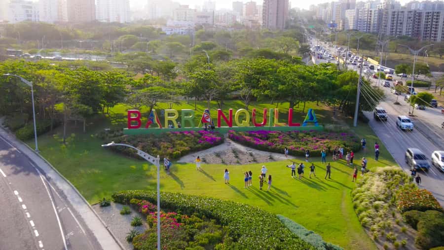 From Cartagena: Barranquilla & Santa Marta Guided City Tour - Should you book this Barranquilla and Santa Marta day trip?