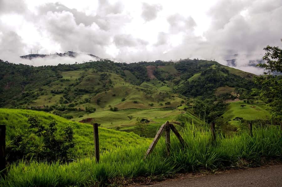 From Medellín: Jardín Private 2-Day Tour with Activities - Optional add-ons on day two