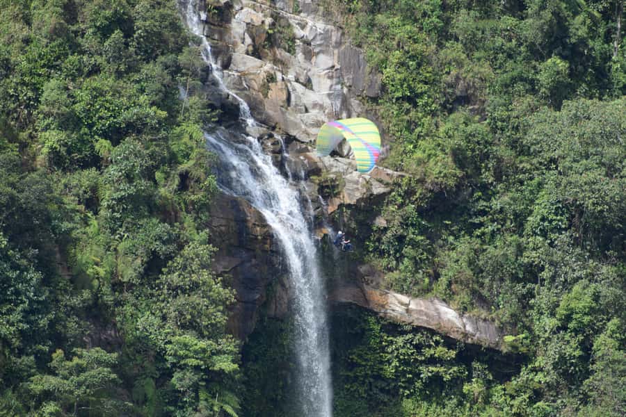 From Medellín: Paragliding and Rafting Combo Tour - Lunch on the River Day: Plan for Food Logistics