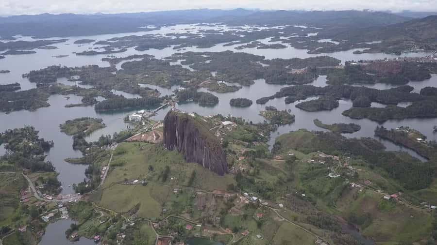 From Medellín: Paragliding Flight and Guatape Tour - Guides make the difference: from Fabian to Diego and the care factor