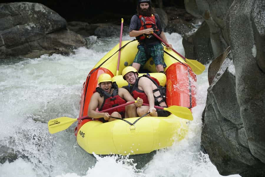 From Medellin: Rafting Experience - How the day is put together, from pickup to the bridge finish
