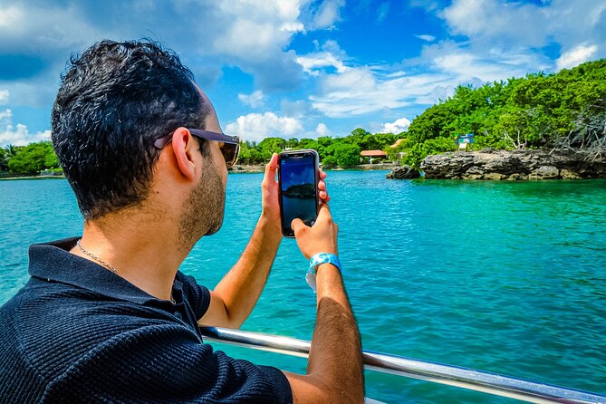 Full Day 5 Best Rosario Islands Spots Make Friends & do Snorkel - Price and What You Really Pay (Including Lunch and Fees)