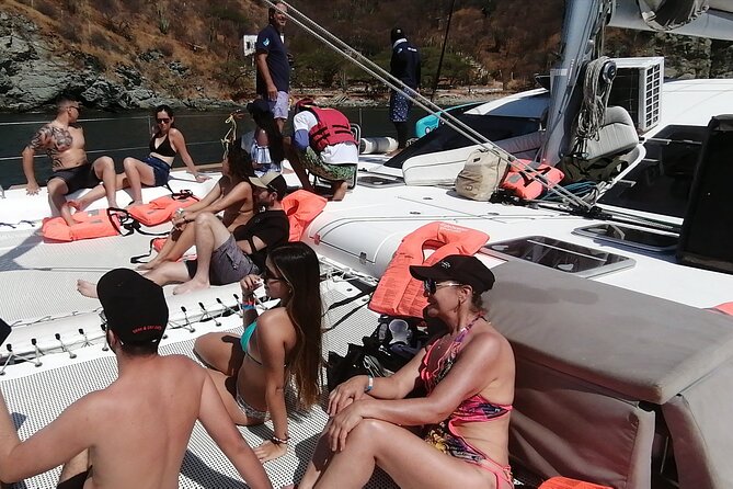 Full-Day Catamaran Tour through Tayrona - Santa Marta to Tayrona by catamaran, what you’re really booking