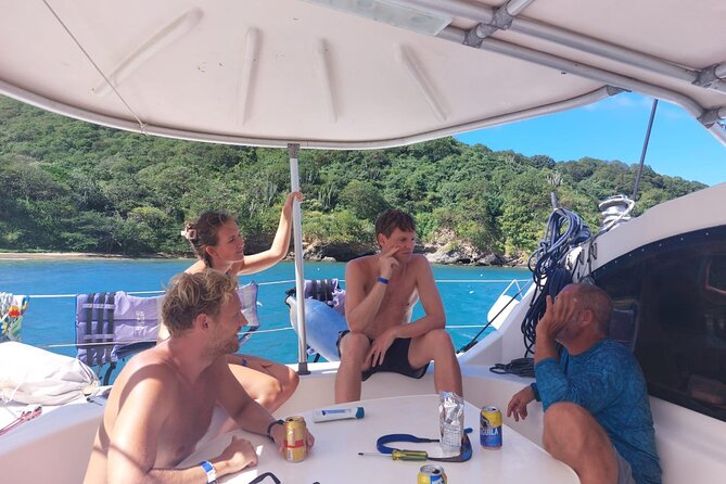Full-Day Catamaran Tour through Tayrona - Lunch and drinks: fresh ceviche, vegetarian options, and stomach reality